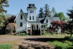 Welcome Home to Peach Mansion